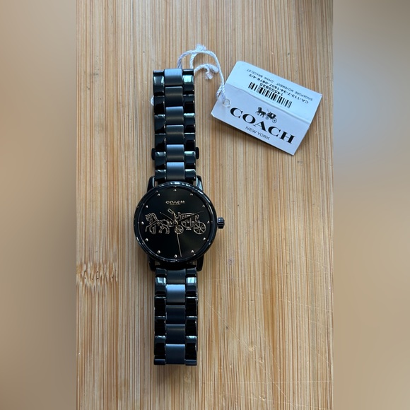 Coach Grand Watch 36mm Black & Golden Face & Black Breclet. - Picture 5 of 8